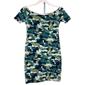 HEARTS AND HIPS Camo Bodycon Mini Dress